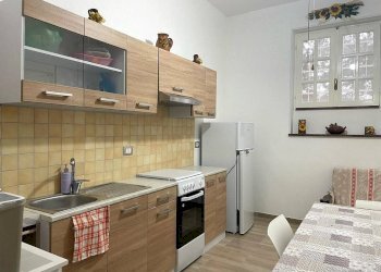 Three-room apartment Cortile Giannone, Palermo (neighborhood Partanna) - photo 2