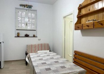 Three-room apartment Cortile Giannone, Palermo (neighborhood Partanna) - photo 4