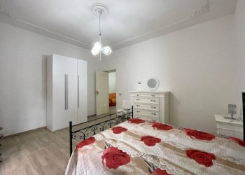 Three-room apartment Cortile Giannone, Palermo (neighborhood Partanna) - photo 8