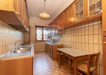 Bilocale Roma (zona Colli Albani) - foto 11