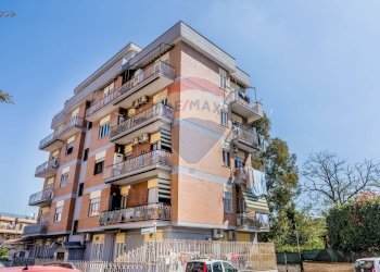 Bilocale Roma (zona Alessandrino) - foto 1