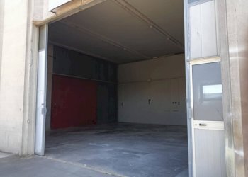 Locale Commerciale Via Vanzetti, Terni - foto 1