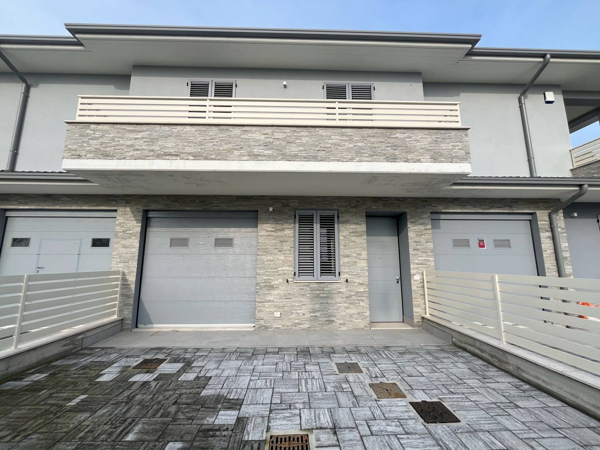 Terraced Villa Via cimitero, Castelfranco Emilia - photo 1