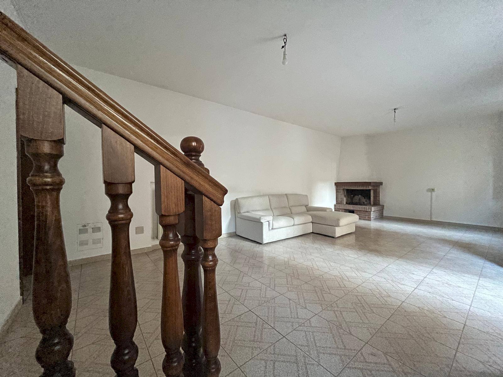 Casa indipendente Via Venezia, Castelfranco Emilia - foto 3