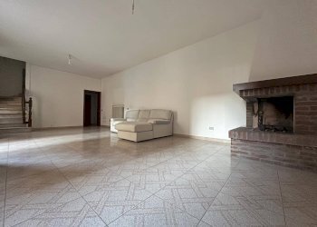 Casa indipendente Via Venezia, Castelfranco Emilia - foto 1