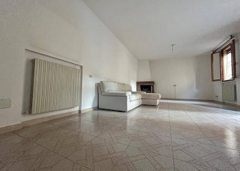 Casa indipendente Via Venezia, Castelfranco Emilia - foto 2