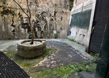 Bilocale Via San Francesco Di Paola, Salerno - foto 8