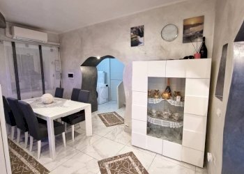 Salone - Casa indipendente via Giacomo Matteotti, 41, Suno - foto 5