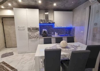 Cucina - Casa indipendente via Giacomo Matteotti, 41, Suno - foto 8