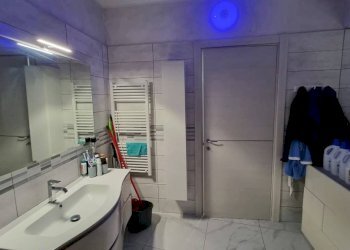 Bagno - Casa indipendente via Giacomo Matteotti, 41, Suno - foto 24
