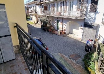 Cortile interno - Casa indipendente via Giacomo Matteotti, 41, Suno - foto 48