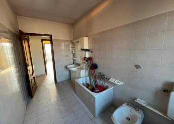 Bagno - Villa via Fratelli Bosco, 4, Carmagnola - foto 10