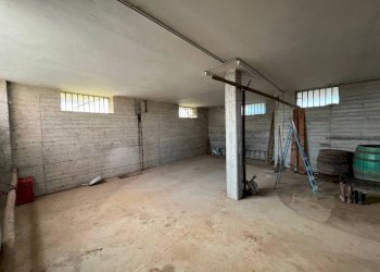 Magazzino - Villa via Fratelli Bosco, 4, Carmagnola - foto 35