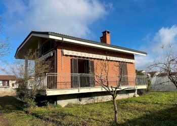 Facciata - Villa via Fratelli Bosco, 4, Carmagnola - foto 49