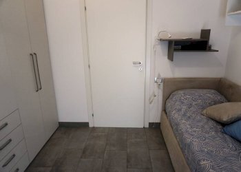 Camera da letto - Quadrilocale via Gian Battista Monti, 20, Genova (zona Sampierdarena) - foto 22