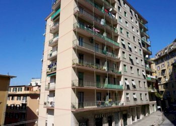 Facciata - Quadrilocale via Gian Battista Monti, 20, Genova (zona Sampierdarena) - foto 44