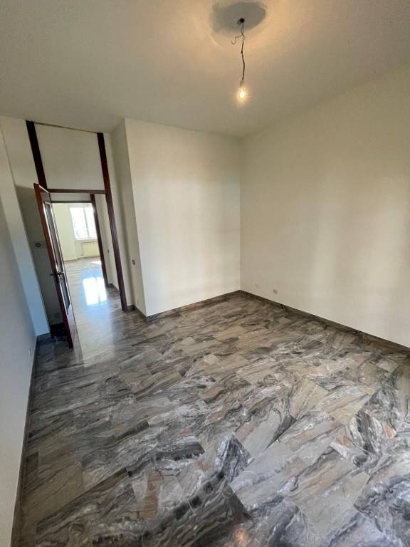 Camera da letto - Four-room apartment via Luigi Galvani, 34, Alessandria - photo 3