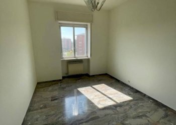 Camera da letto - Quadrilocale via Luigi Galvani, 34, Alessandria - foto 21