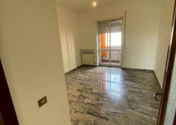 Camera da letto - Quadrilocale via Luigi Galvani, 34, Alessandria - foto 22