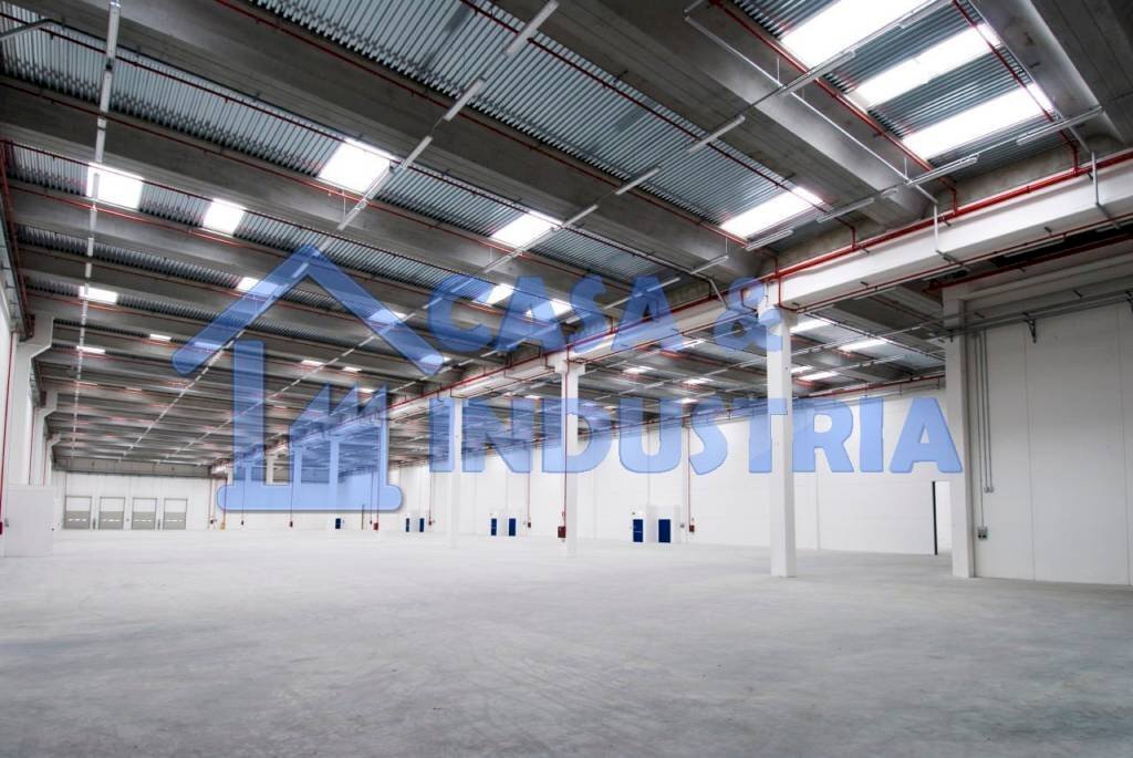 Magazzino - Shed via Saronno, Caronno Pertusella - photo 3