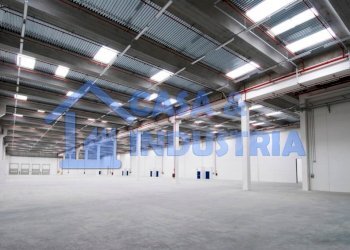 Magazzino - Capannone via Saronno, Caronno Pertusella - foto 3