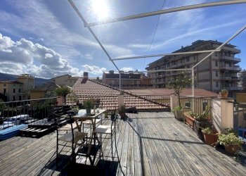 Terrazzo - Quadrilocale via Piacenza, Chiavari - foto 2