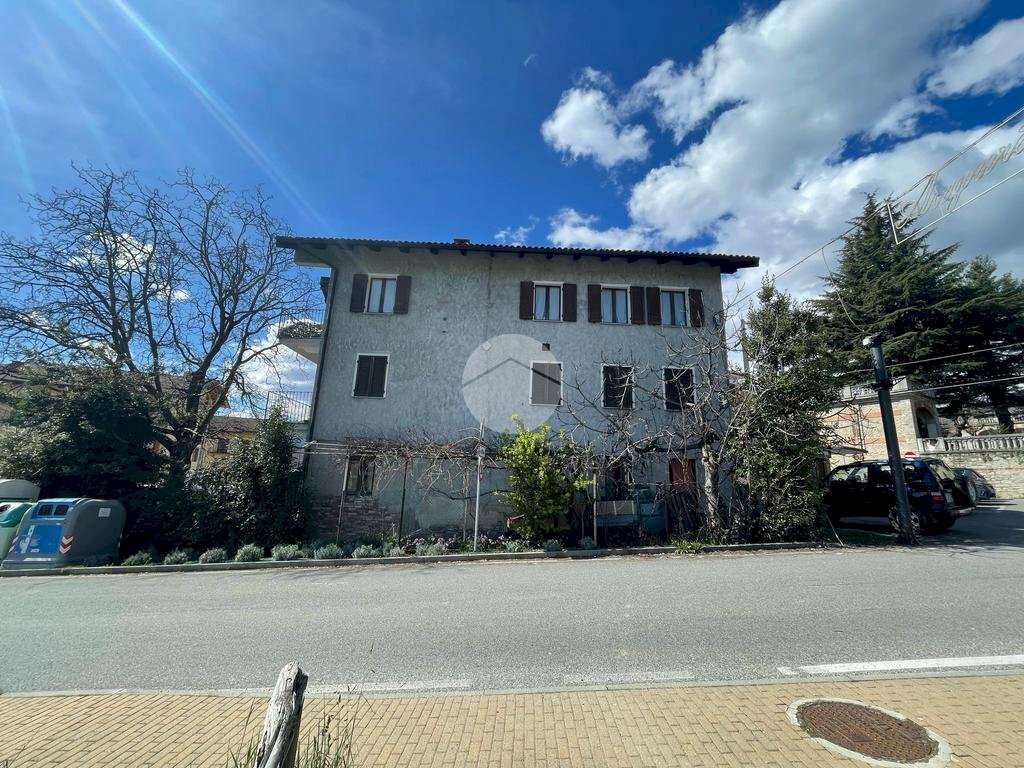 Four-room apartment Via Trento, Giaveno - photo 2