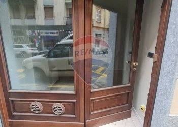Shop Via Buniva, 11
Vanchiglia, Torino (neighborhood Vanchiglia) - photo 4