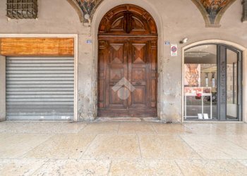 Stabile - Palazzo Piazza martiri, Carpi - foto 1
