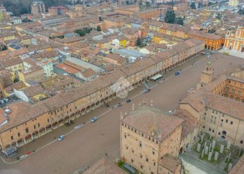 Stabile - Palazzo Piazza martiri, Carpi - foto 4