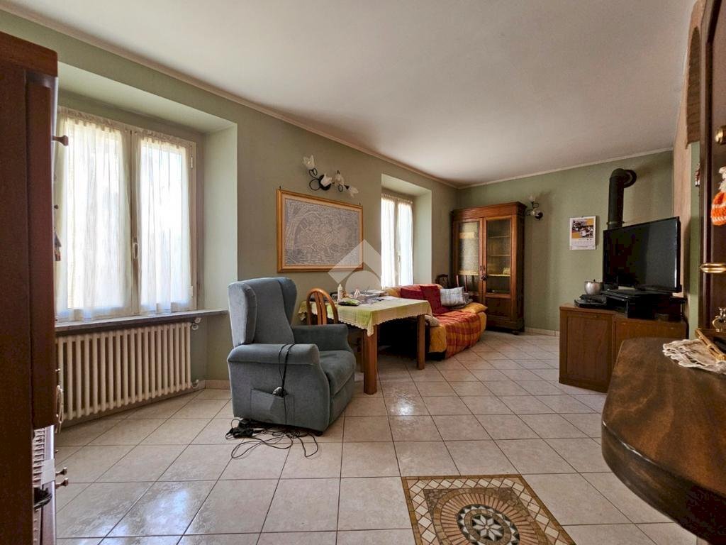 Quadrilocale Via Mazzini, Castel Boglione - foto 1