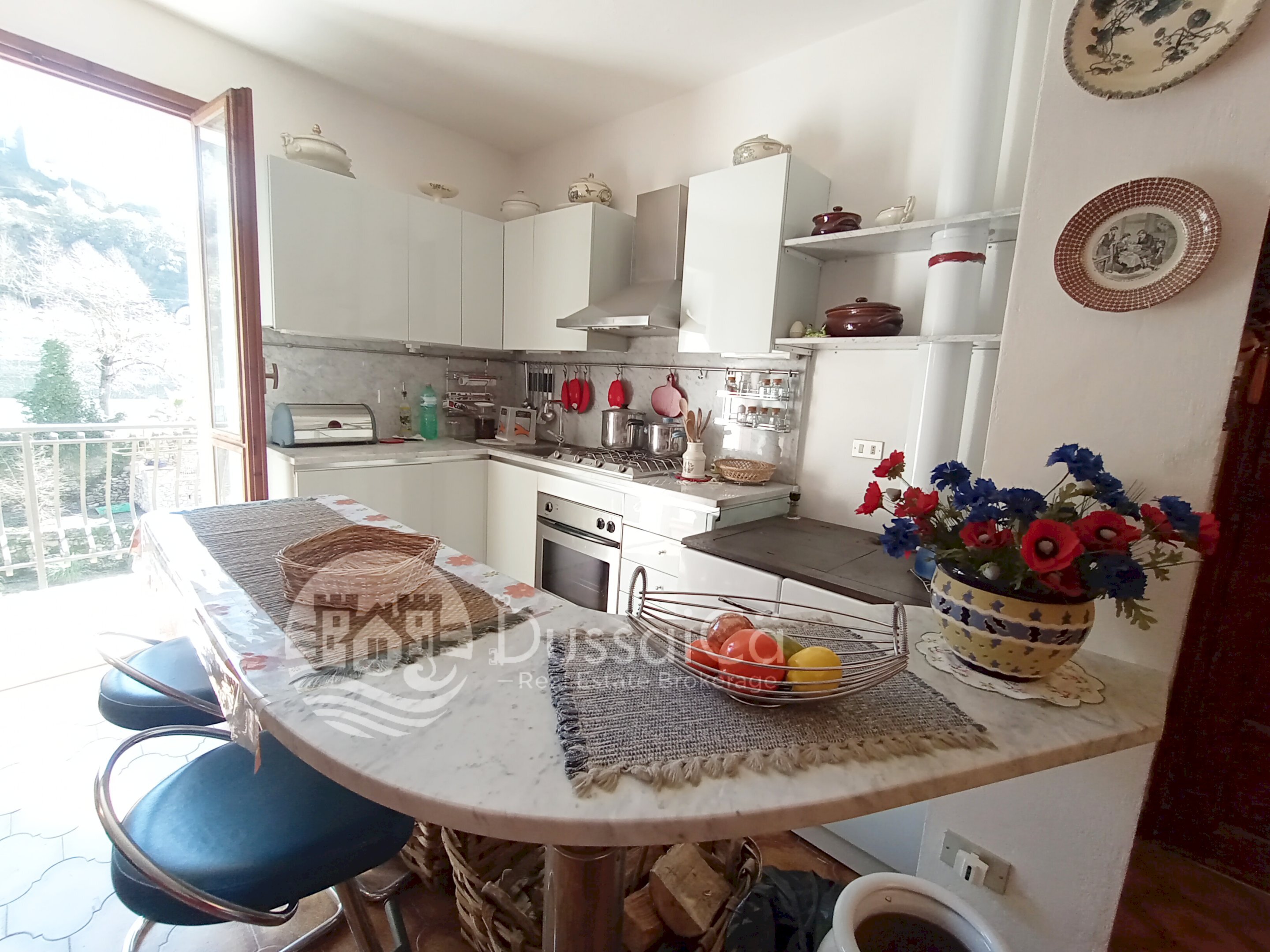 Four-room apartment Via Roma, 69, Isolabona - photo 2