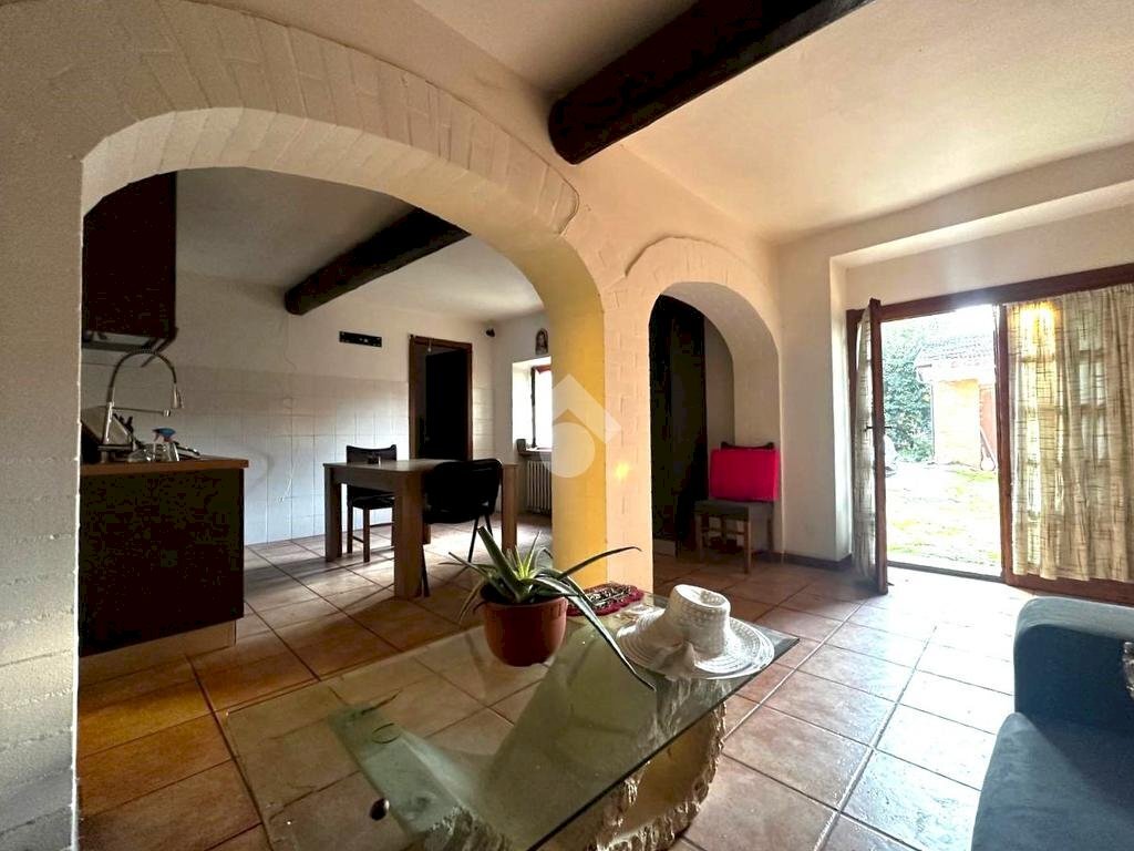 Semi-detached house Strada virgo potens, Tortona - photo 1