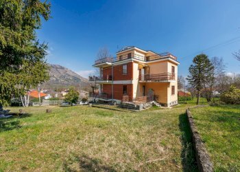 Villa Via Borgonuovo, Val della Torre - foto 1