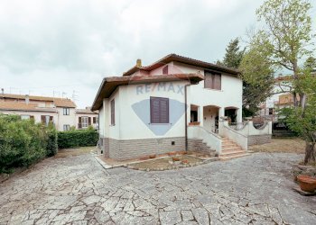 Single Family Villa Bomarzo - photo 3