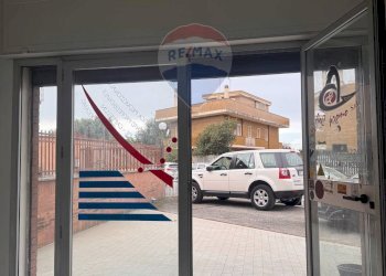 Locale Commerciale Via Barbaresco, Roma (zona Aurelio) - foto 4