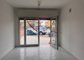 Locale Commerciale Via Barbaresco, Roma (zona Aurelio) - foto 3