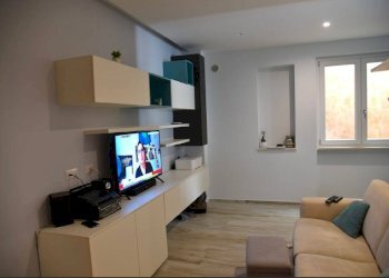 Bilocale Vicolo Gaetano Esposito, Salerno - foto 3