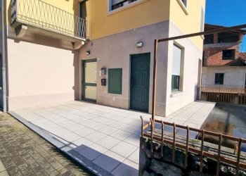 Cortile interno - Ufficio via Martire Gaudenzio Martinetti, 6, Cavallirio - foto 24