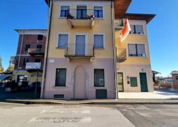 Facciata - Ufficio via Martire Gaudenzio Martinetti, 6, Cavallirio - foto 27