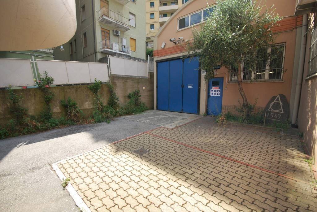 Altro - Shed via Faliero Vezzani, Genova (neighborhood Sampierdarena) - photo 2