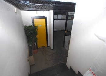 Interno palazzo - Capannone via Faliero Vezzani, Genova (zona Sampierdarena) - foto 15