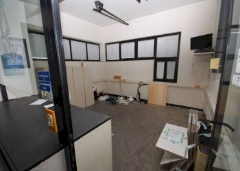 Interno non residenziale - Capannone via Faliero Vezzani, Genova (zona Sampierdarena) - foto 16