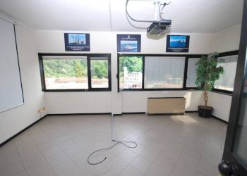 Interno non residenziale - Capannone via Faliero Vezzani, Genova (zona Sampierdarena) - foto 31