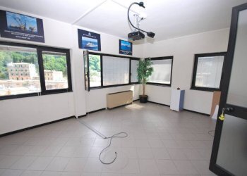 Interno non residenziale - Capannone via Faliero Vezzani, Genova (zona Sampierdarena) - foto 32