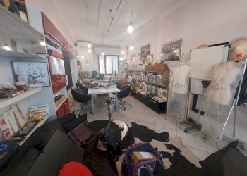 Dettagli - Negozio via Egisto Ferroni, Signa - foto 4