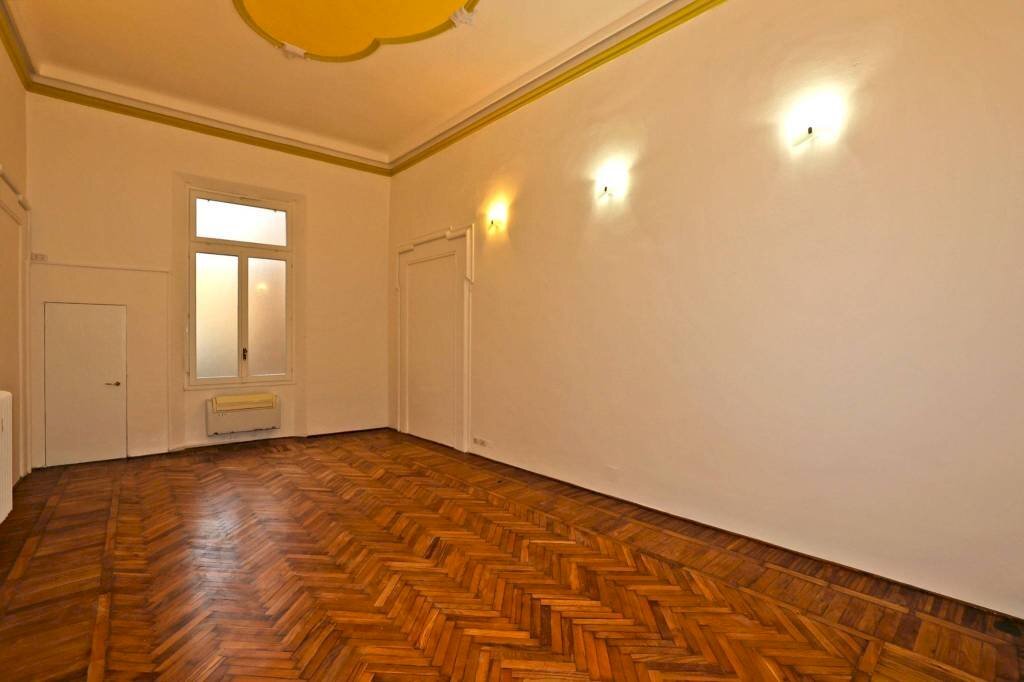 Ufficio - Office via Monte Grappa, Bologna (neighborhood Centro Storico) - photo 1