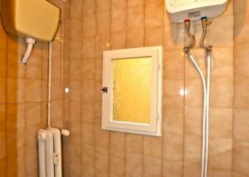 Bagno - Ufficio via Monte Grappa, Bologna (zona Centro Storico) - foto 11