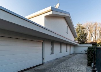 Facciata - Villa via Pietro Micca, Triuggio - foto 40