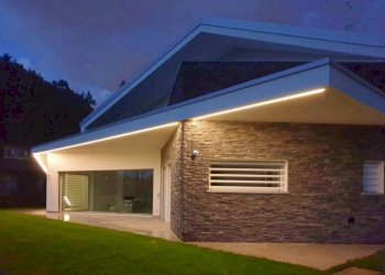 Facciata - Villa via Pietro Micca, Triuggio - foto 3